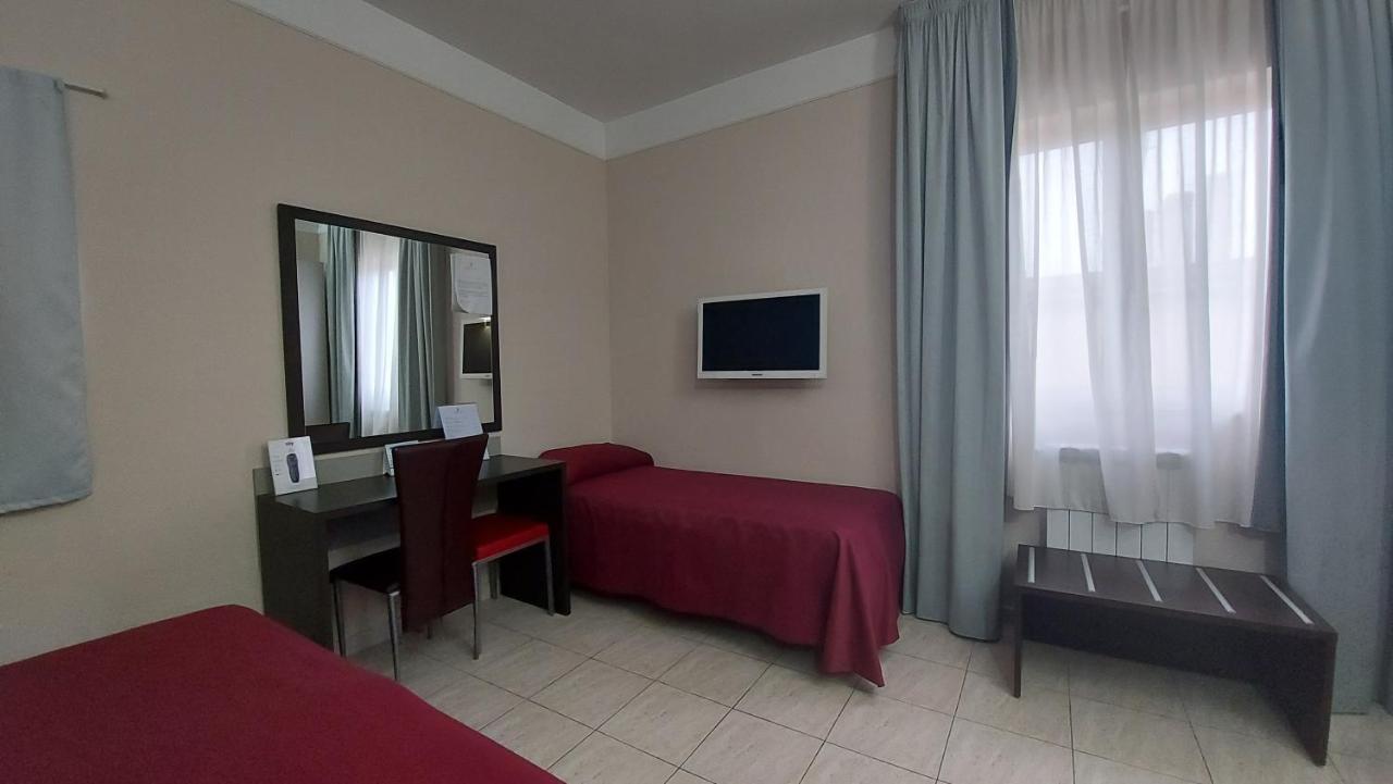 Idria Hotel Tivoli Bagian luar foto