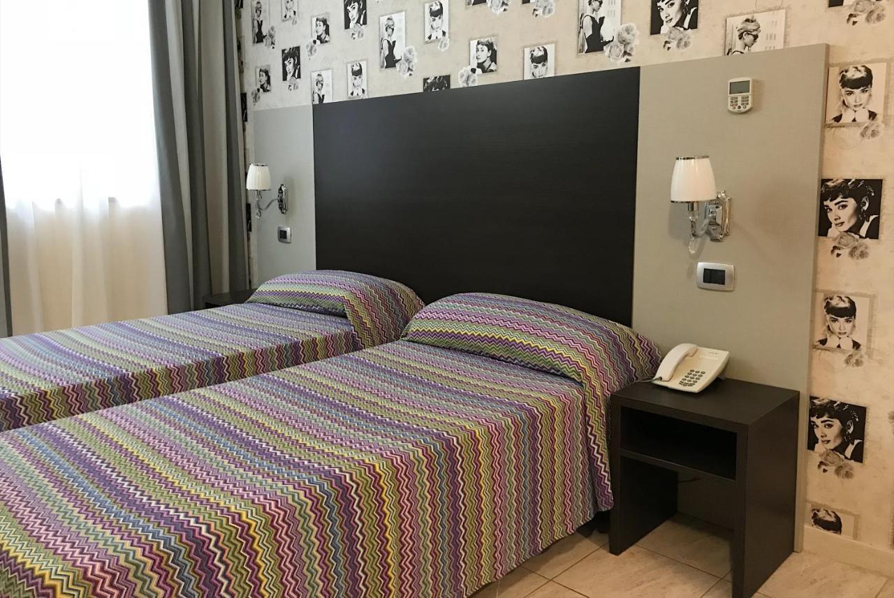 Idria Hotel Tivoli Bagian luar foto